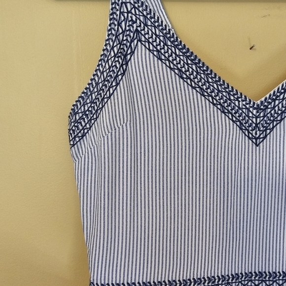 Japna Striped romper with embroidered detail Size Small - Picture 3 of 8